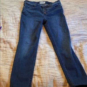 Free people button fly ankle skinny size 28